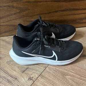 Nike Pegasus 40 Black and White Running Shoes